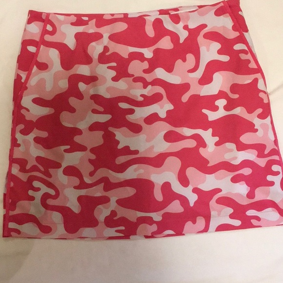 Golftini Pants - Golftini Pink Camo “Scramble” Skort, SZ 4